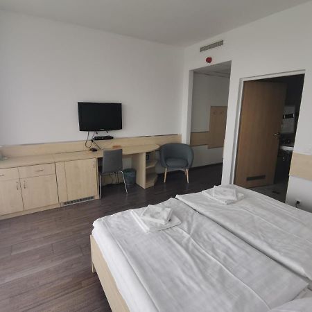 Corner Hotel Angyalfoeld 부다페스트 외부 사진