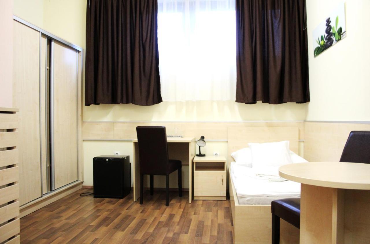 Corner Hotel Angyalfoeld 부다페스트 외부 사진